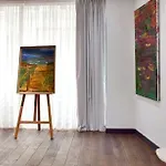 Serotel Opera 4*