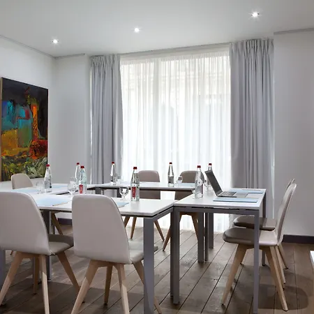 Serotel Opera Szálloda 4*