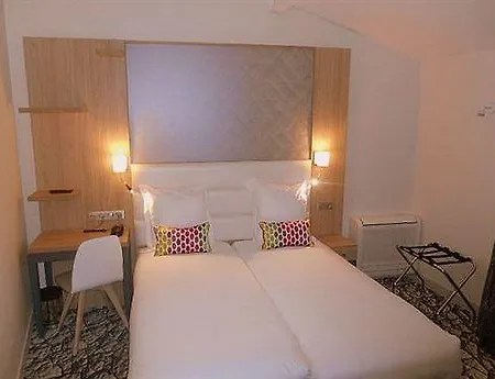 سيروتيل سويتس أوبرا 4* باريس