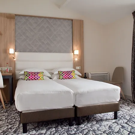 سيروتيل سويتس أوبرا 4*