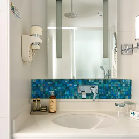 سيروتيل سويتس أوبرا فندق 4*