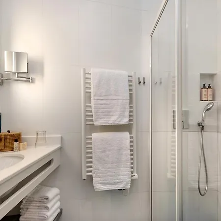 سيروتيل سويتس أوبرا 4* باريس