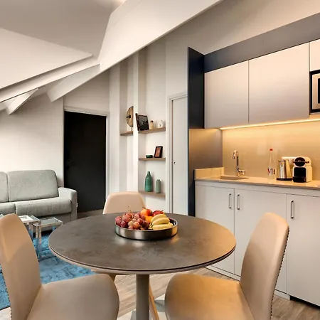 فندق سيروتيل سويتس أوبرا 4*