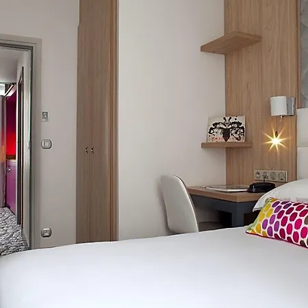 세로텔 스위트 오페라 4*