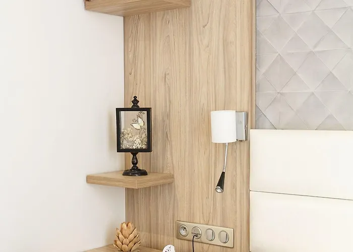 فندق سيروتيل سويتس أوبرا 4*