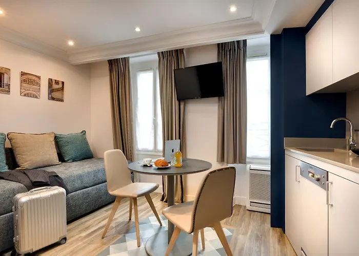 فندق سيروتيل سويتس أوبرا 4*