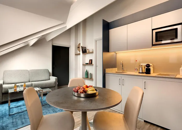 فندق سيروتيل سويتس أوبرا 4*