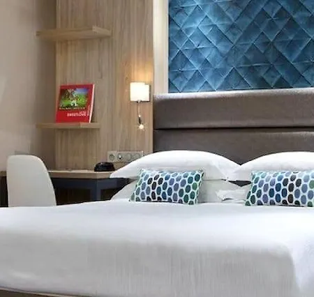 Hotel Serotel Opera 4*